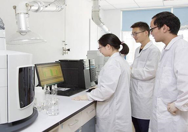 �������̷��񻷱��豸��Ӫά��